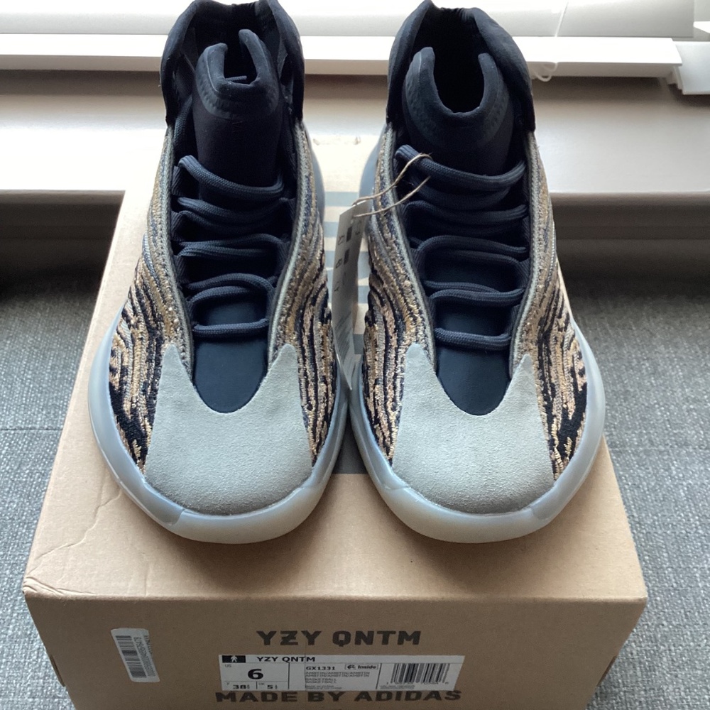 adidas Yeezy Quantum Amber Tint Sneaker - Picture 15 of 16